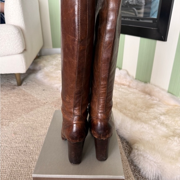Frye Dark Brown knew high Leather Lace-Up Heeled Boots, size 10 - Picture 2 of 12